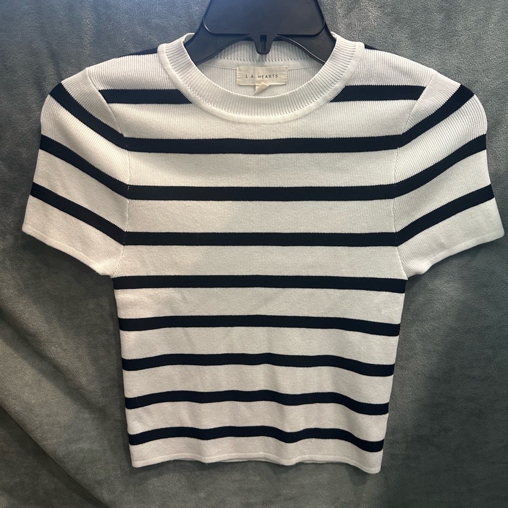 La Hearts Black and White Striped Short Sleeve Tee
